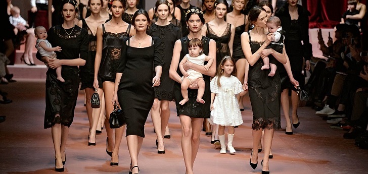 Desfile de Dolce&Gabanna Dolce&Gabanna, ocho meses después del escándalo: Europa perdona, pero China no olvida